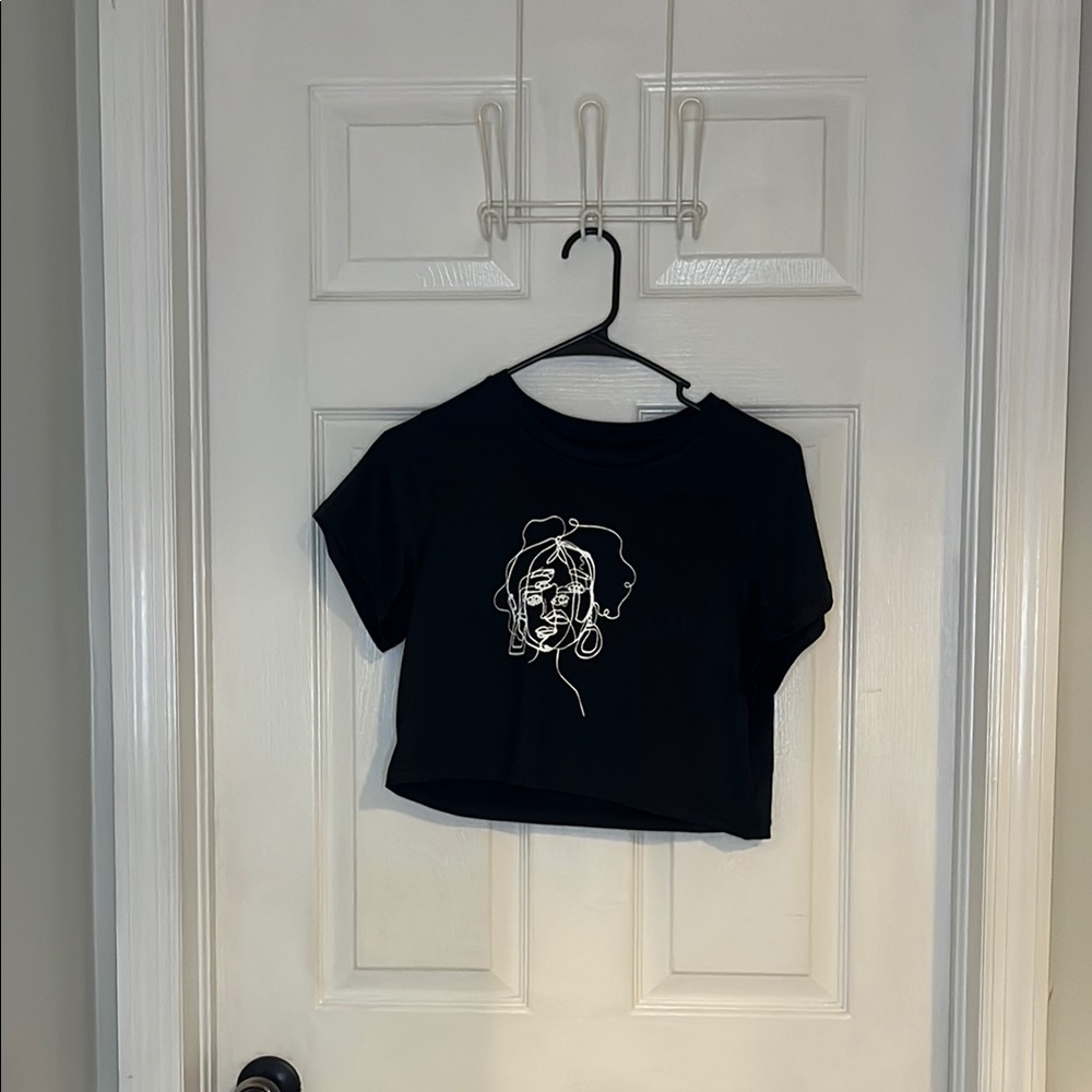 SHEIN Black Abstract Face Tee